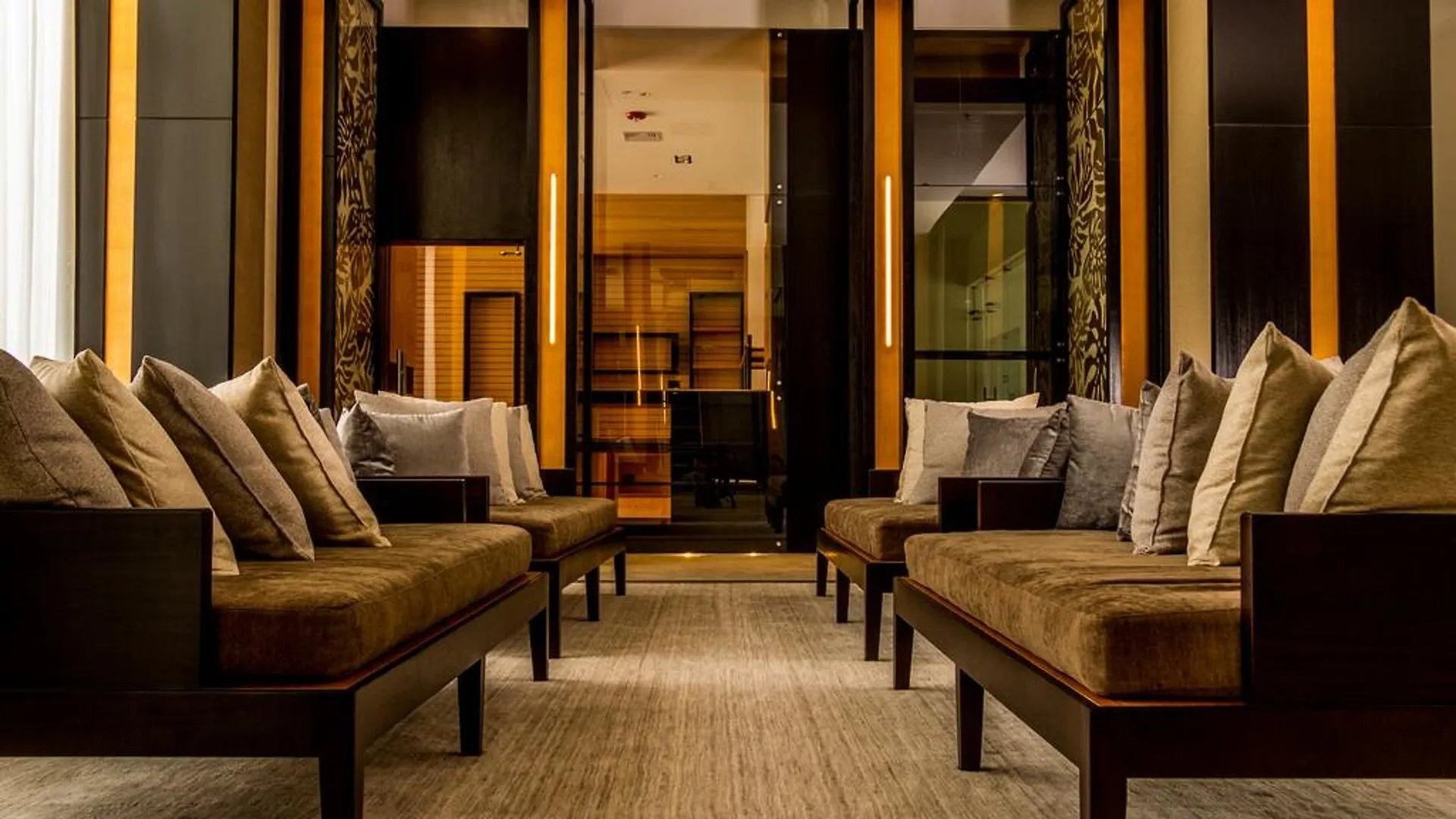 Eb Hotel By Eurobuilding Quito Airport 타바벨라 에콰도르