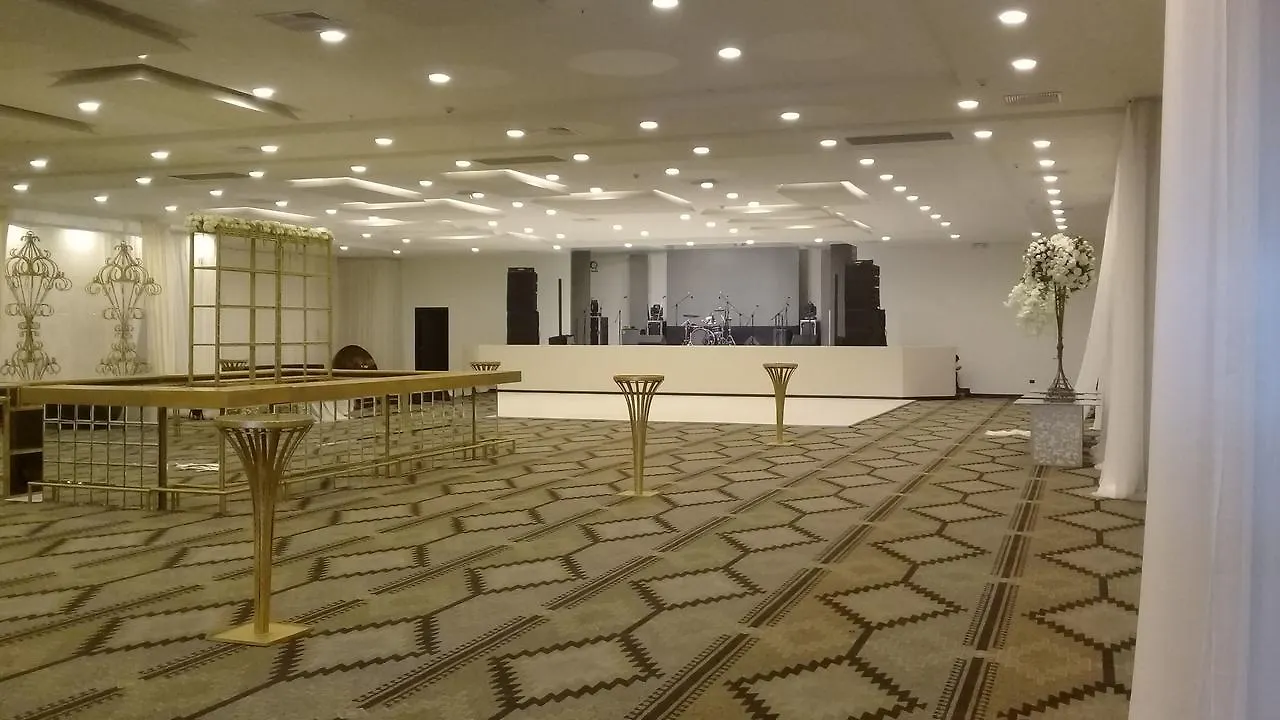 Eb Hotel By Eurobuilding Quito Airport 타바벨라